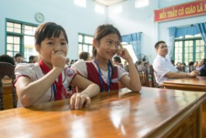 明るいベトナムの子供たち
